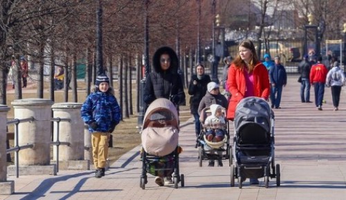 Москвичам рассказали, какие возможности созданы в социальной сфере столицы для матерей
