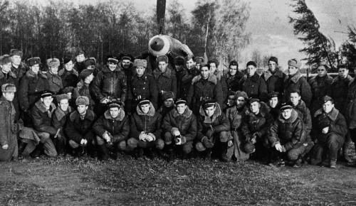 Главархив поделился историей создания знаменитой эскадрильи "Нормандия-Неман"