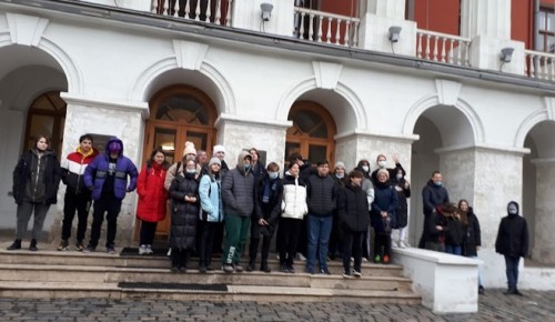 Ученики школы № 626 совершили экскурсию в Музей современной истории России