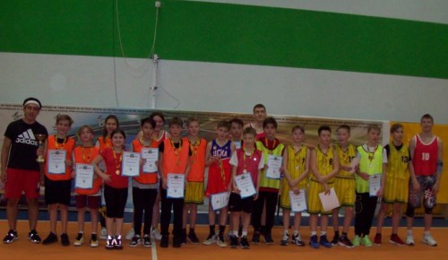 ЦДС "Обручевский" организовал турнир по баскетболу в школе №46