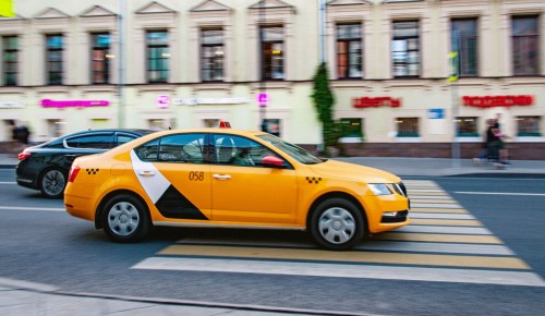 Депутат МГД Семенников: в Ясеневе по предварительной регистрации начинается тестирование беспилотного такси