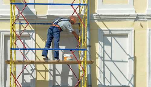 C начала года в Москве восстановили 45 ветхих строений