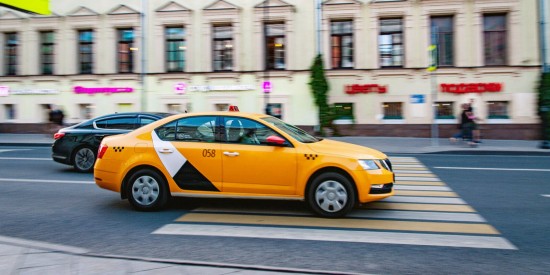 Депутат Мосгордумы Семенников: Протестировать беспилотное такси в Ясеневе можно по предварительной регистрации